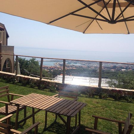 Agriturismo "I Castellari" Pietra Ligure Bilik gambar