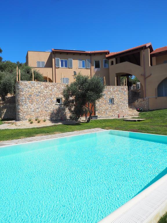 Agriturismo "I Castellari" Pietra Ligure Luaran gambar