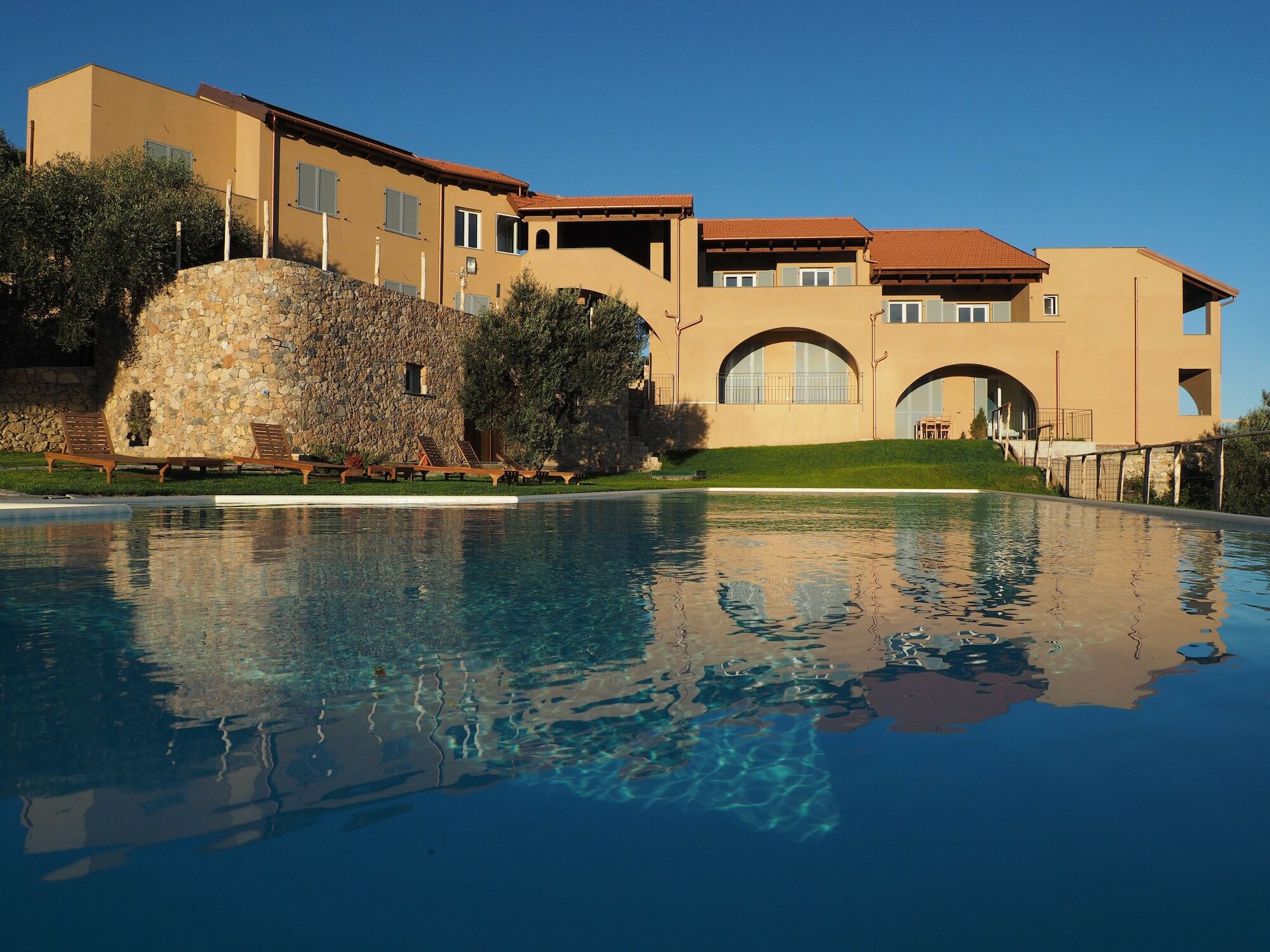 Agriturismo "I Castellari" Pietra Ligure Luaran gambar